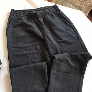 Brand New Puma Men’s Dark Grey Sweatpants Large